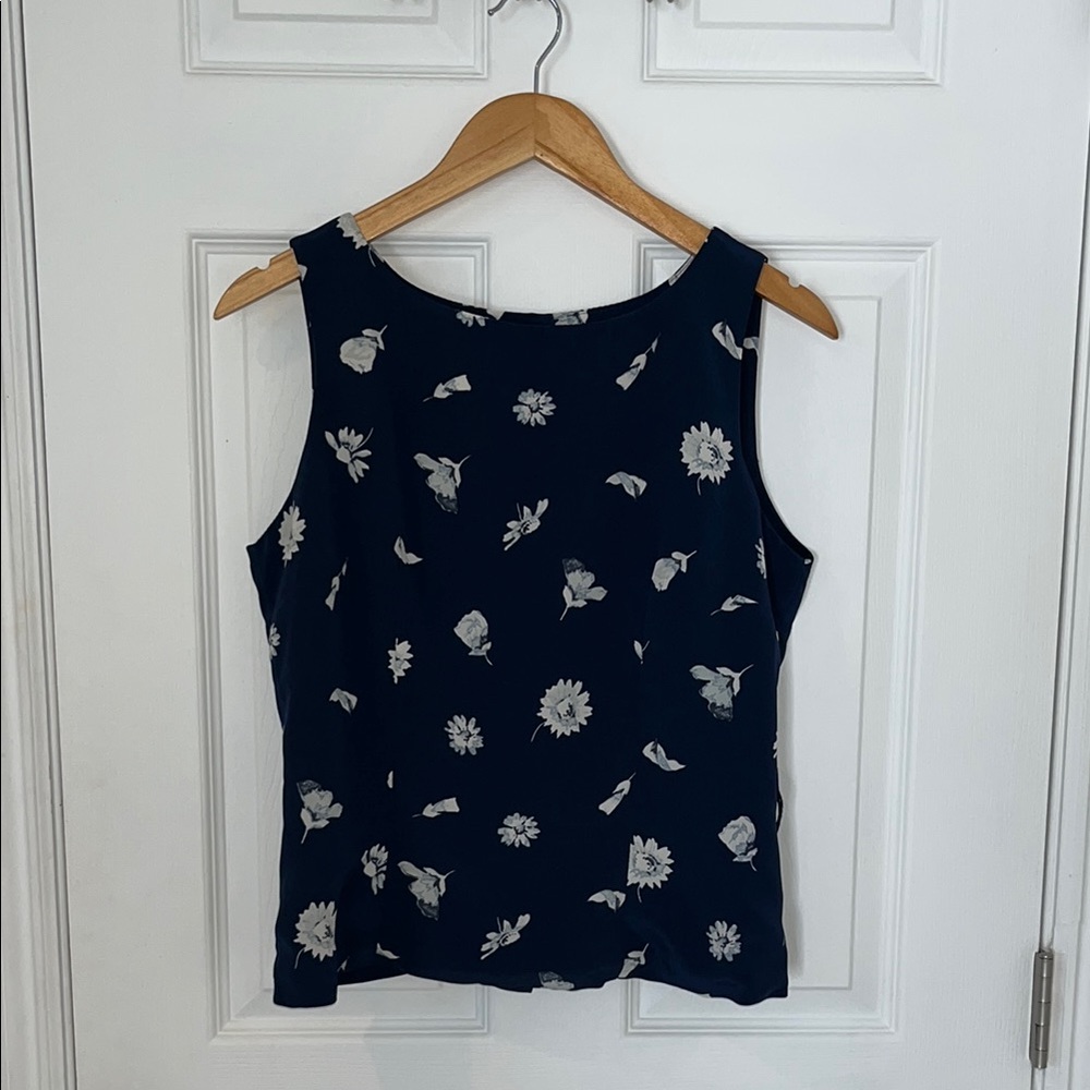 Mystic Blue and White Fitted Sleeveless Tank Top